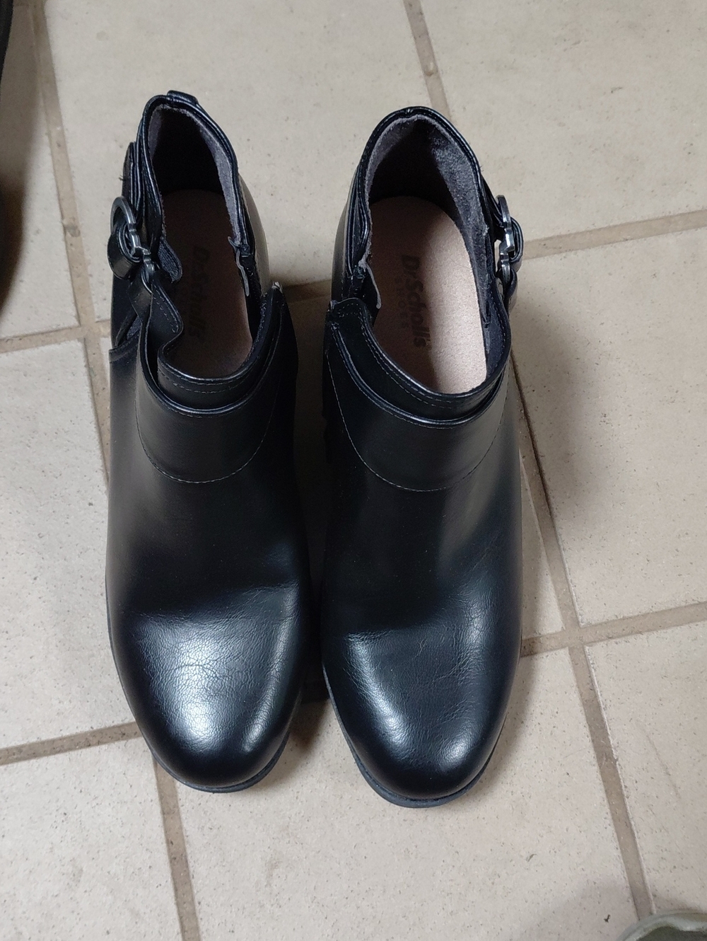 Dr. Scholl's Black Women's Chukka Boots with Side Buckle